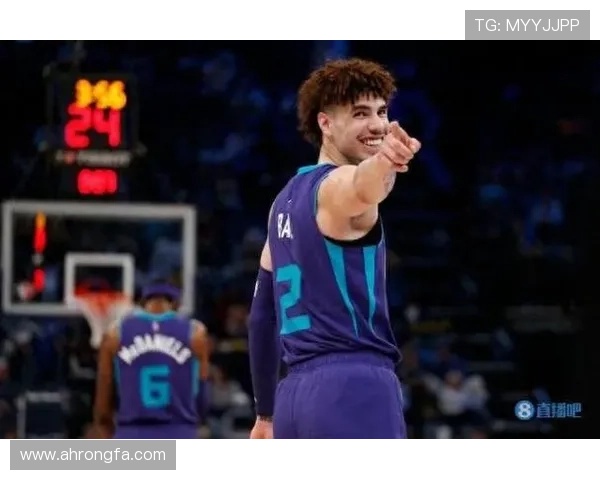 黄蜂队核心爆发率队史新高年轻阵容展现冲击季后赛强劲势头